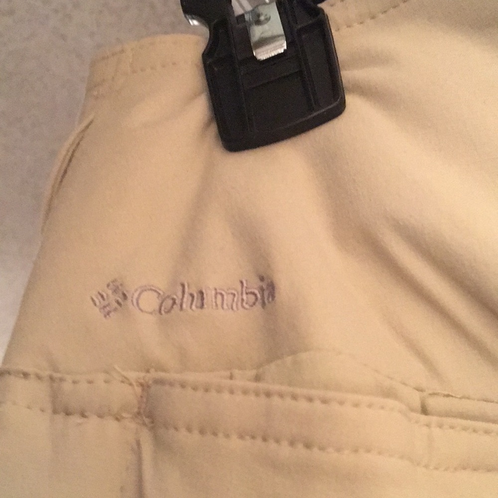 Columbia sportswear khaki pants. Golf material